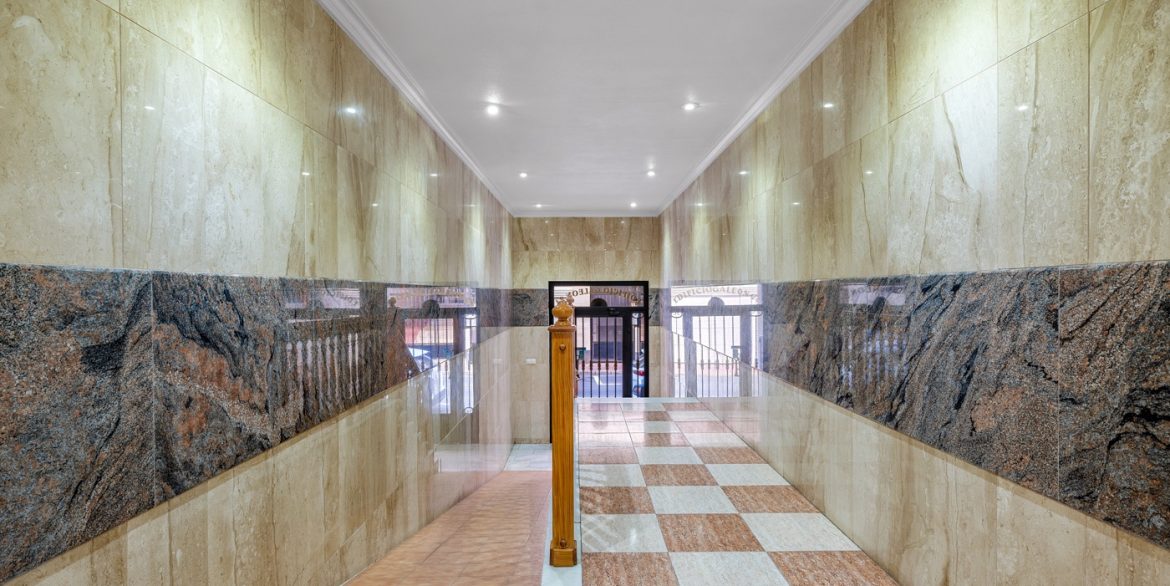 o_1jbfkg3tu1qmrrmm6111rjkqf23c