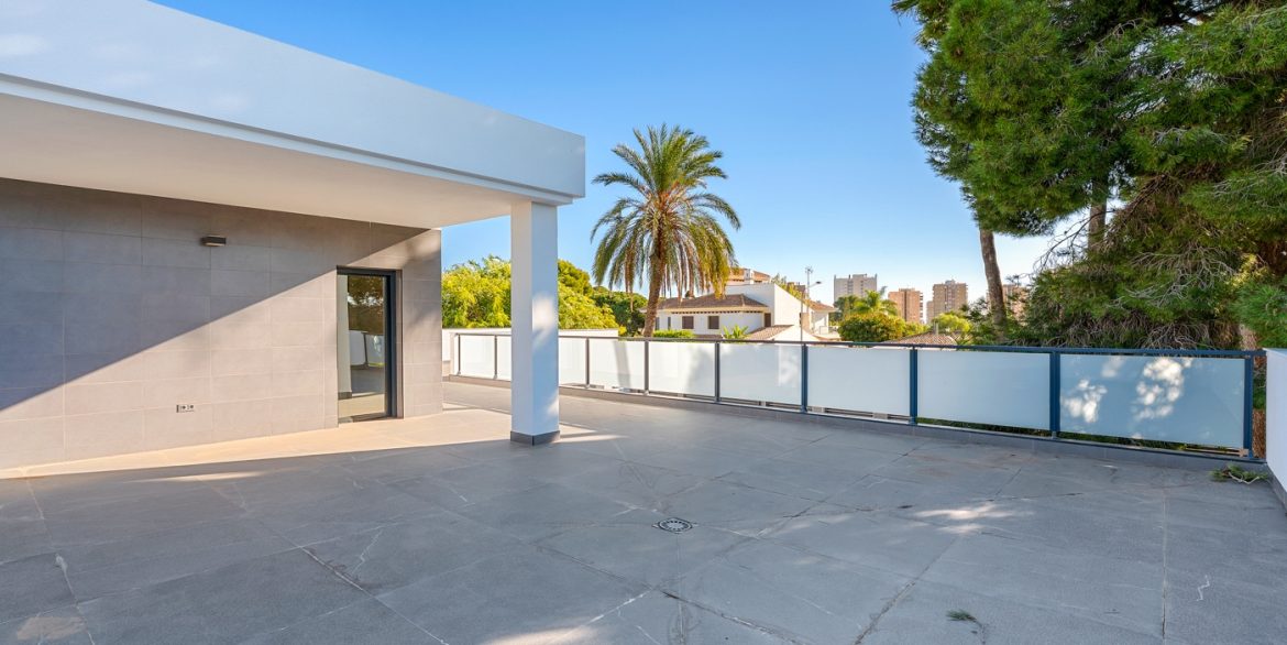 o_1jbi72flprmr17h91fti104u1dag32