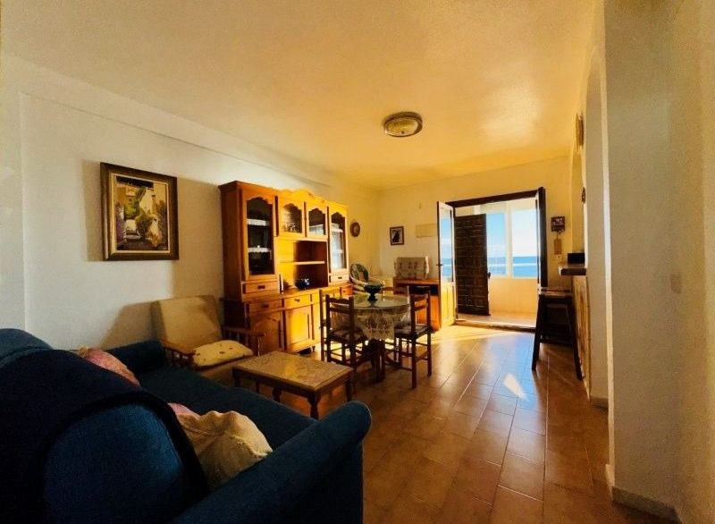 o_1jbkdnnvr1u8aer91q9fdto10ka27