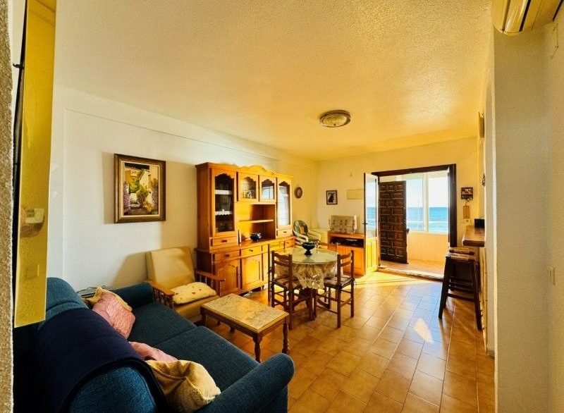 o_1jbkdnnvrc9i1vl817fvt3h1kl82c