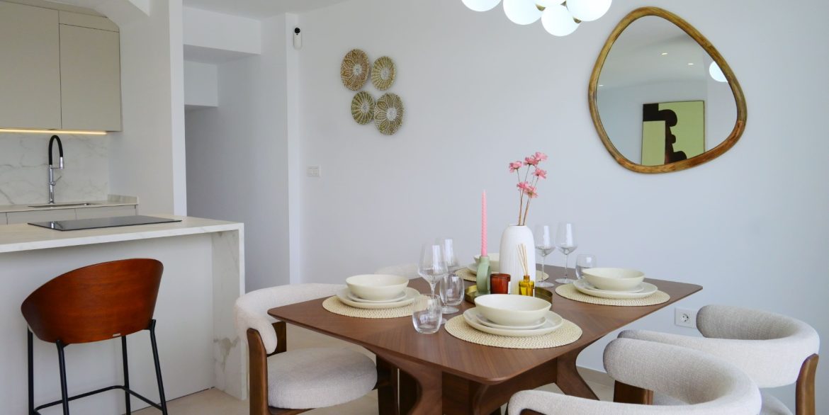 o_1jbklbibc1hnh1kmk1r8isv01i6o33