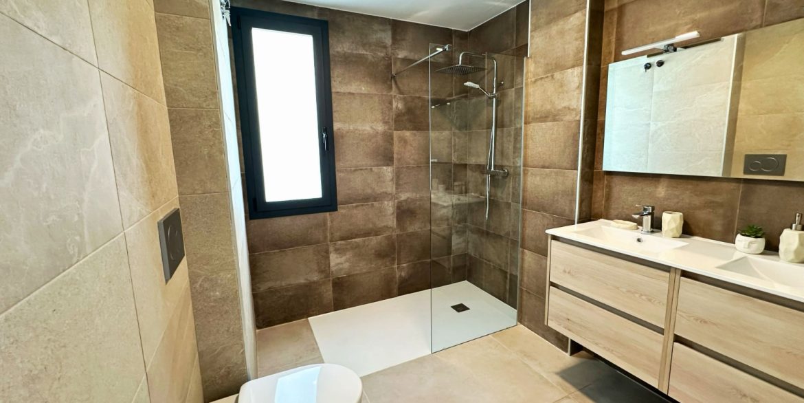 o_1jbklbibc8n51l8b1nti3am1kfh38