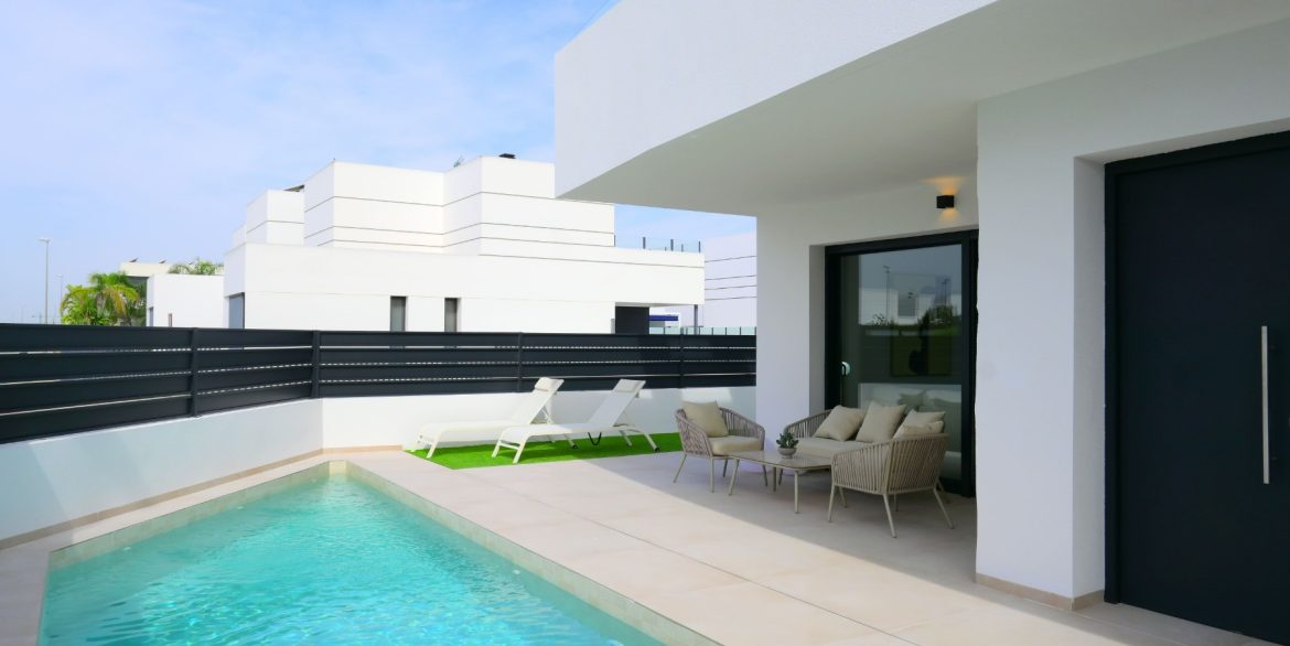 o_1jbklbibcn001vur1fef7f61mm22o