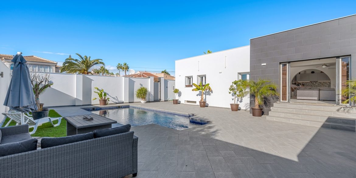 o_1jbkp8sdb14kak2v1e75nl41lin3b