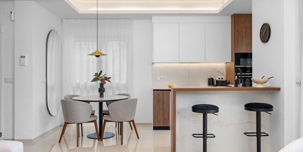 o_1jc1uejft10i615tekuc1spp1j342i