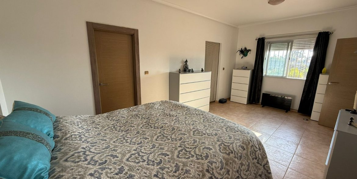 o_1jc4aiaq31md51b5g1k80vu373a34