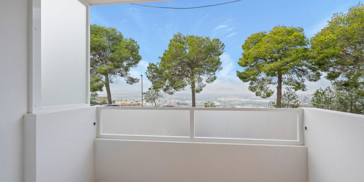 o_1jckhiahd1g9l1ng73polf2vmb23