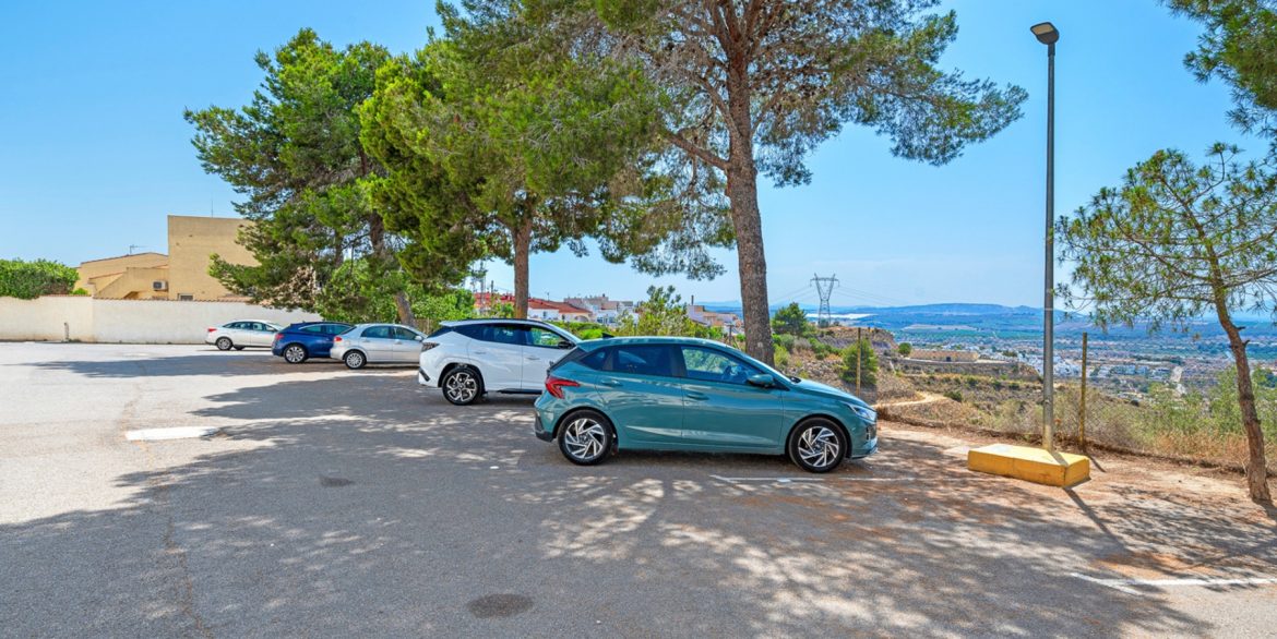 o_1jckhiahdf9l126k13op1av41r2r2e