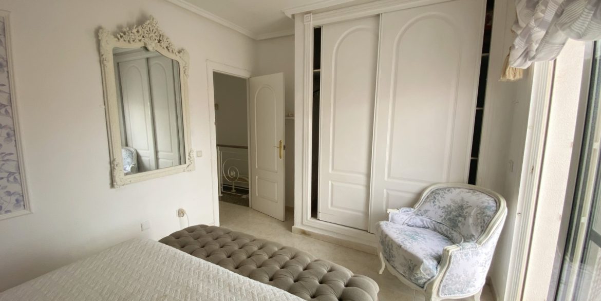 o_1jcm3n3pt1q1q19r3o4113cj13r135