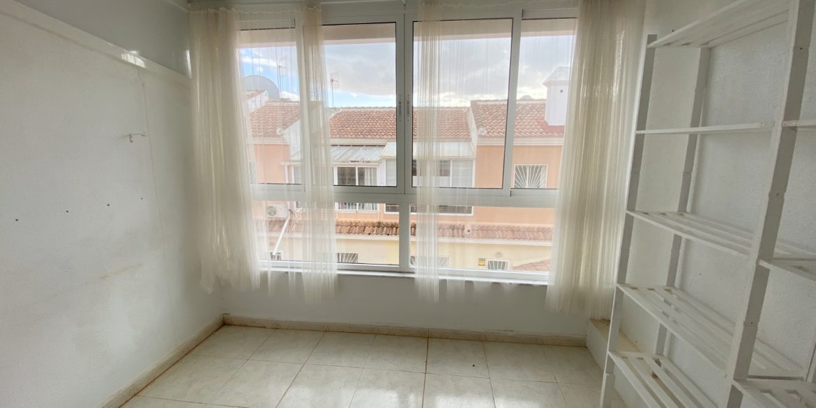 o_1jcm3n3pt1sg31ore1tjt1clqu7u38