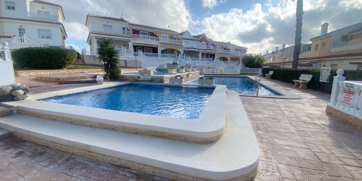 o_1jcm3n3ptr121nj71r5r1pc11ps43b