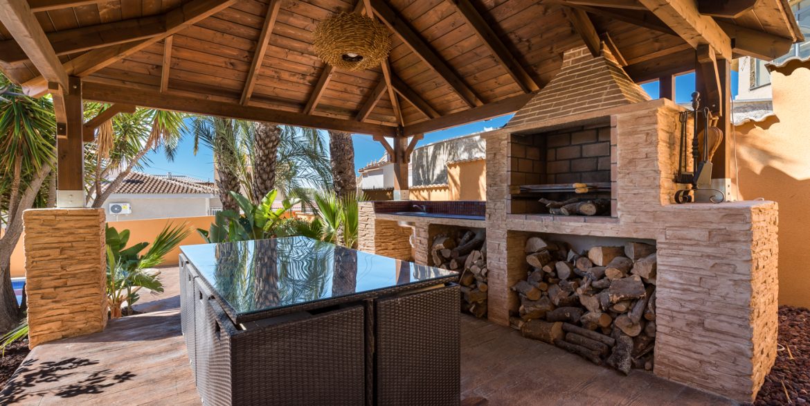 143627_67447e1c59618