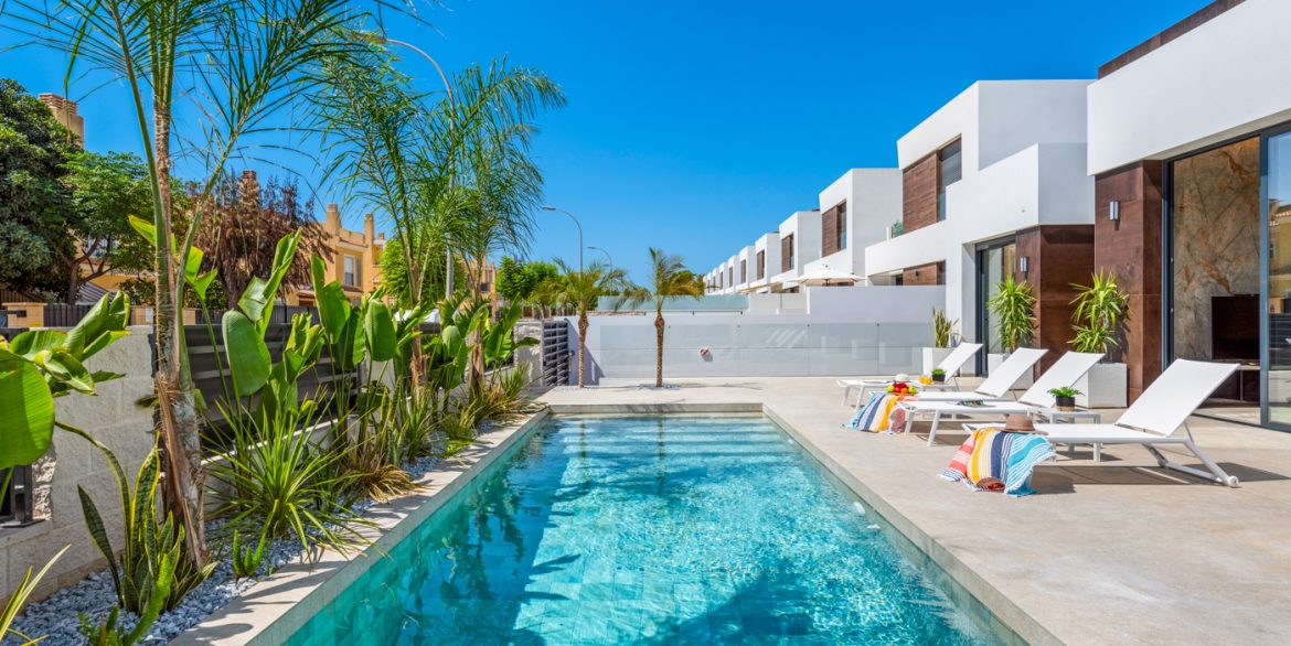 181500_67447d257c648