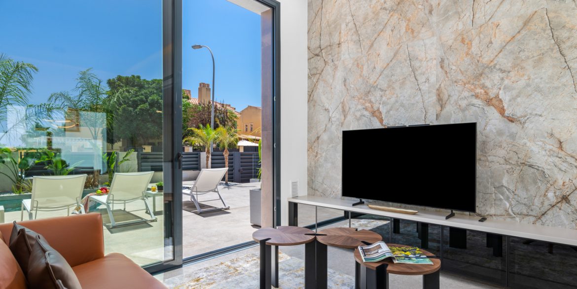 181528_67447d24552a7