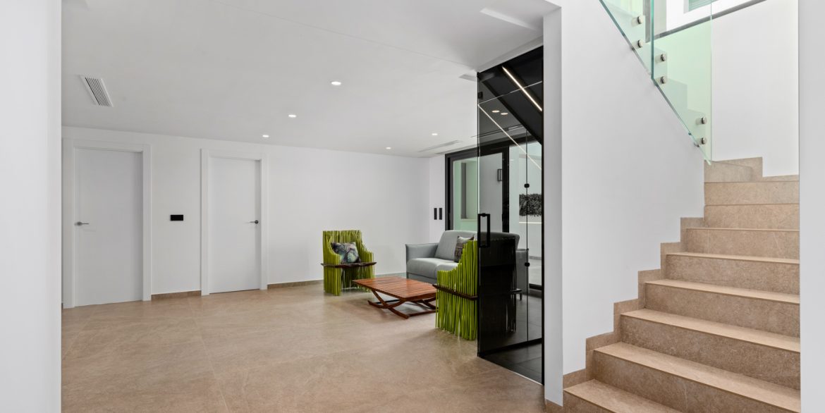 181537_67447d23ed443