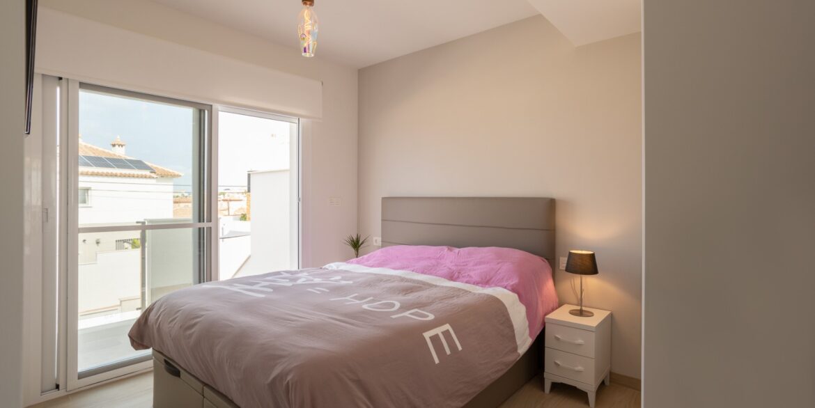 d67dc1bdb9647967dc1bdb964b7