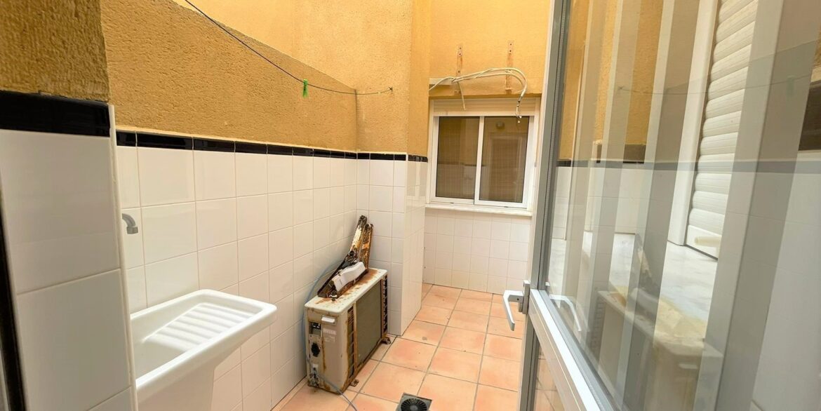 o_1got80c9j1gsr1jvdlrn1kdj1qf3i