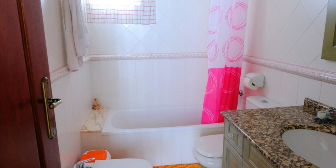 o_1hn08gn871n9o2skfca1e9k15265d