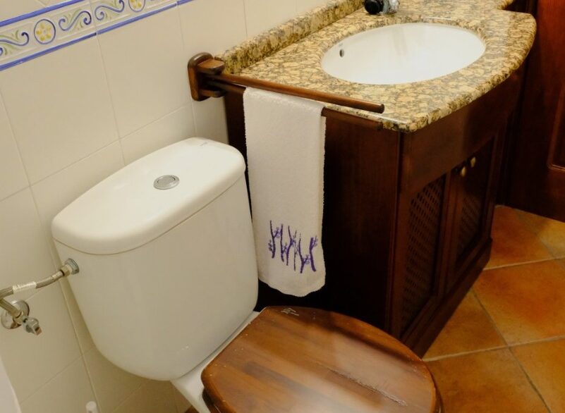 o_1hn08gn881l521ub91v9g1kgk1pp271