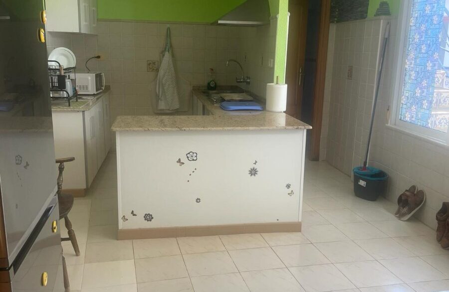 o_1hn5p5uto19vl1f54q3crh1k1d2b