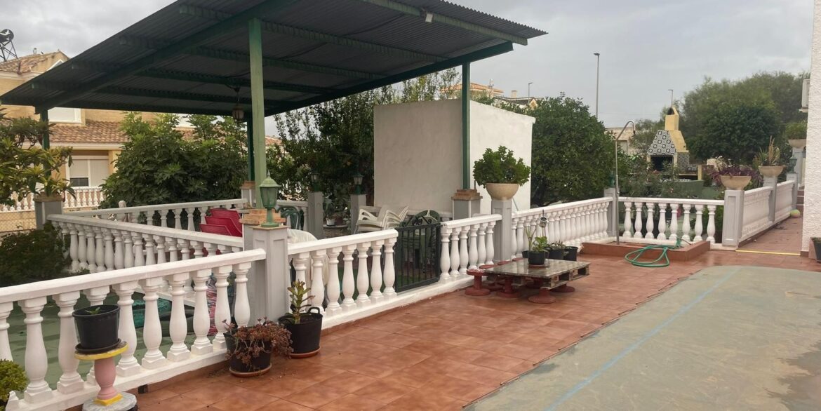 o_1i84mau061ime1fco9d1n201ath20