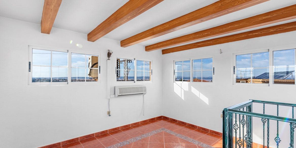 o_1ih31s762atqpp517grd4k4665b