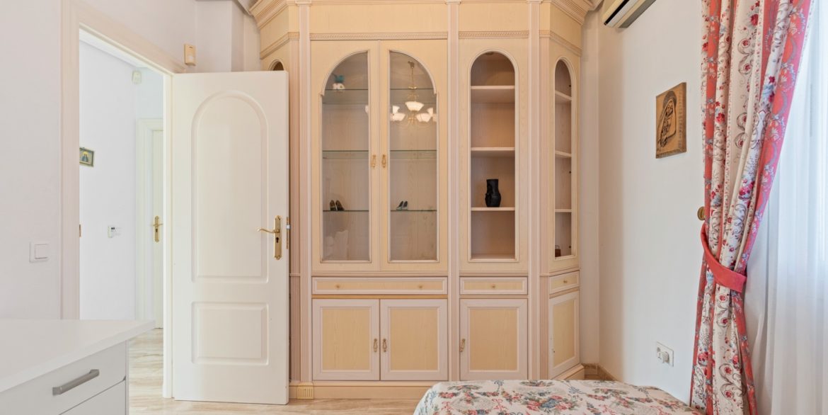 o_1ii9d40eg1slg14uch9r1tmmqr051