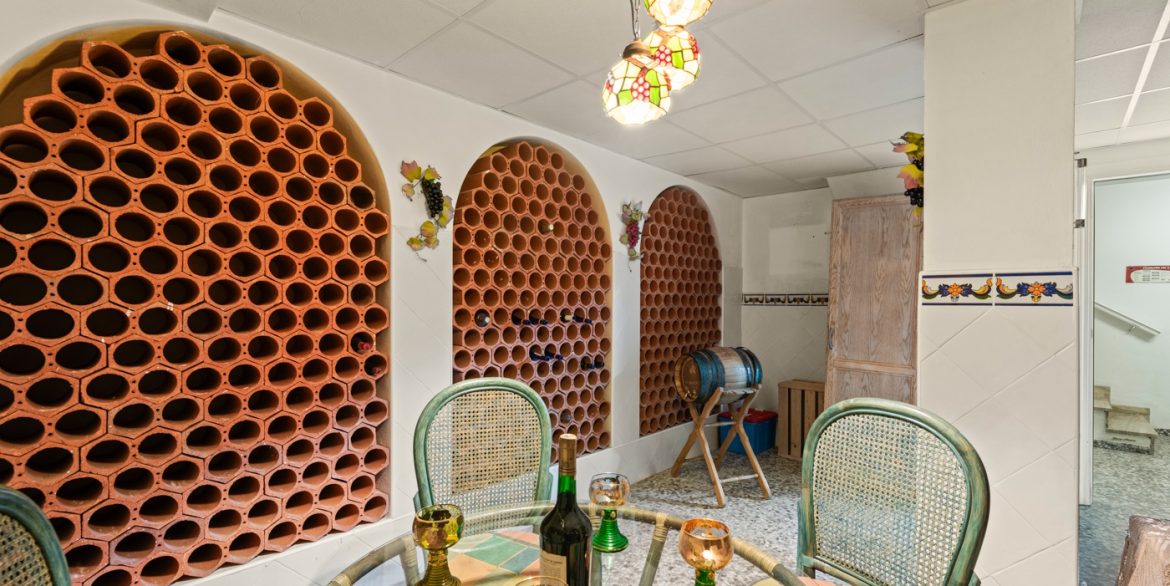 o_1ii9d40egu05921gdnhvr11hn4n