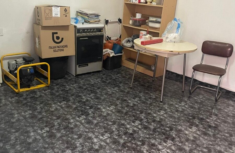 o_1ijdiqb52ho518ph1raufp8tqg26