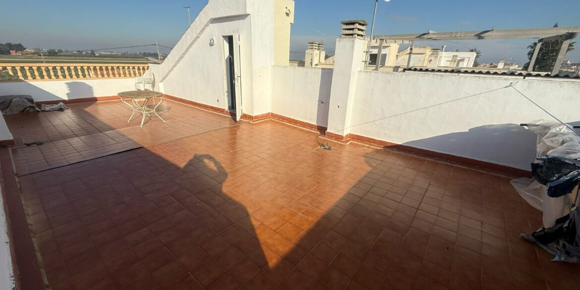 o_1ijt1iifg1a461jr3rt61rqf1lva2p