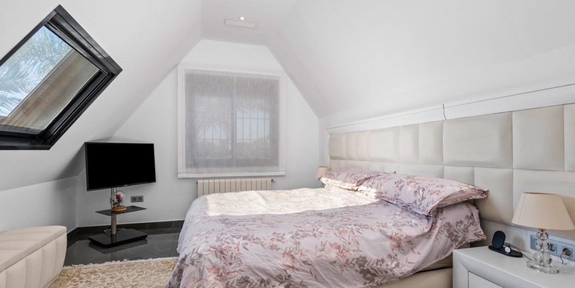 o_1ikd44upg17kmmvq1avtbua15tn4e