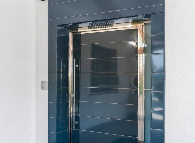 o_1ikd44upg1ocugf14ur44g1bp05v