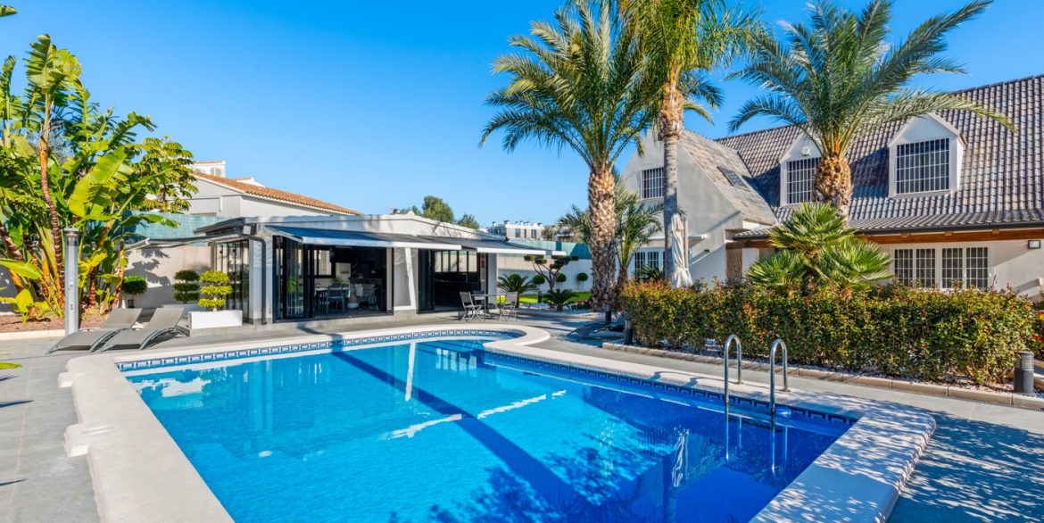 o_1ikd44upgb2b3kq1e541vj8uuq59