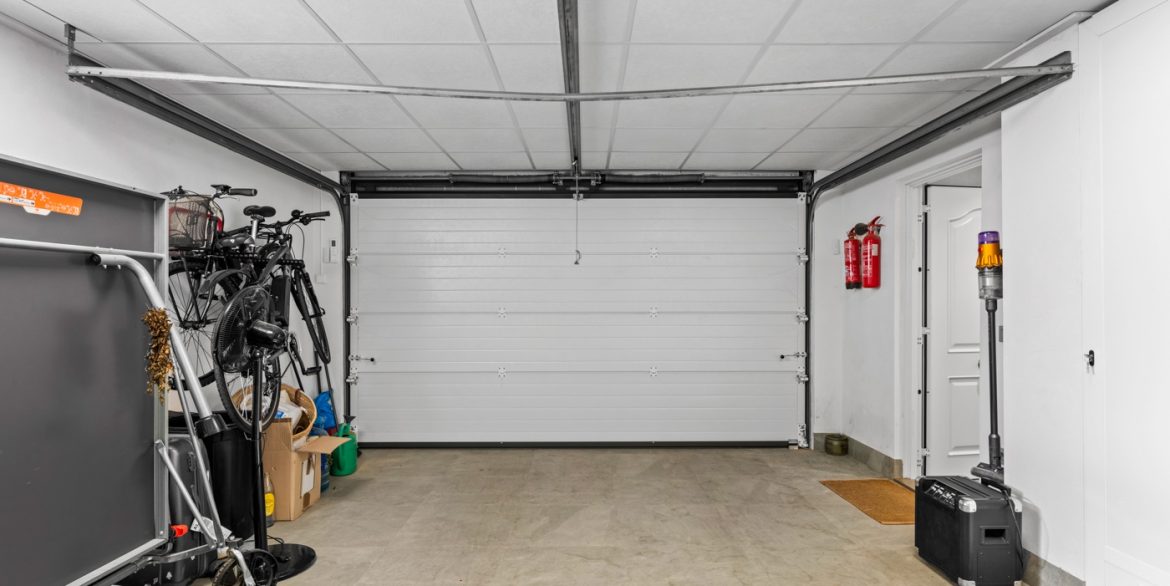 o_1ikd44upgujv189g1ljt877gkg4l