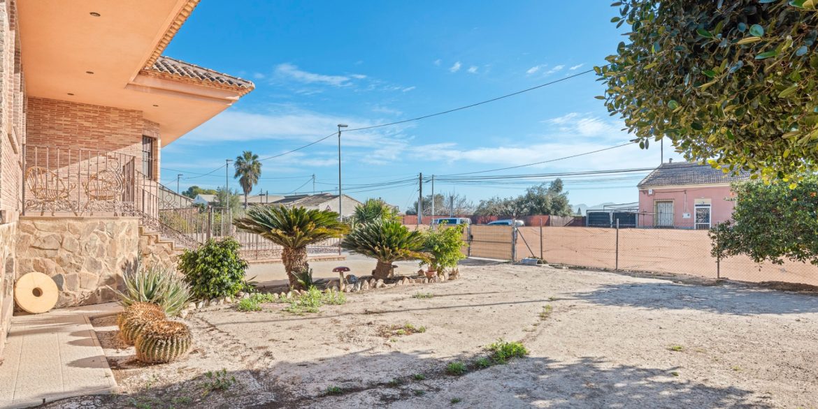 o_1ilvhg0pr12ttfb23d4ebo9li46