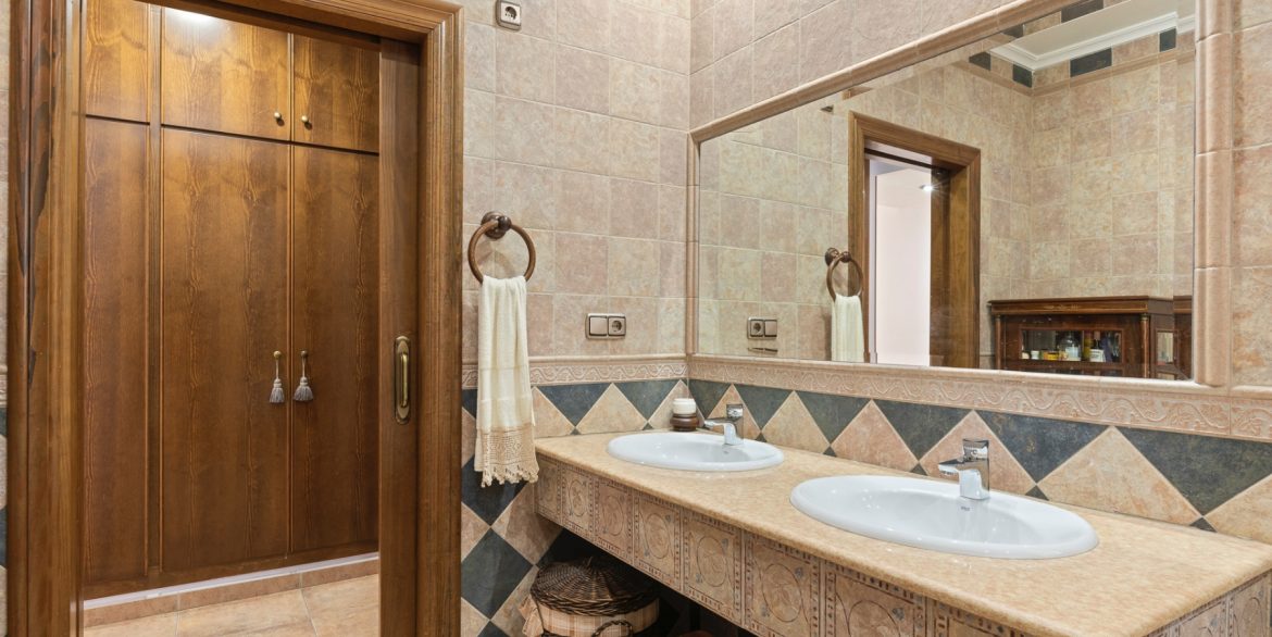 o_1ilvhg0pr12vu1d4nc64ch0sjv3l