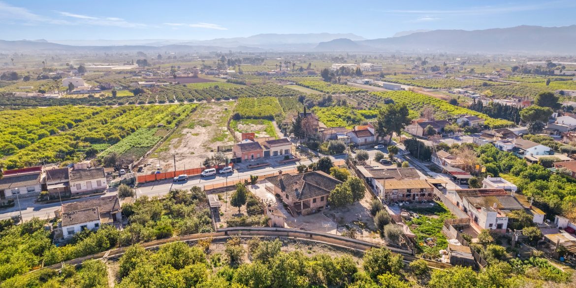 o_1ilvhg0pr1qlo1cjo16ko1rvs19p24d