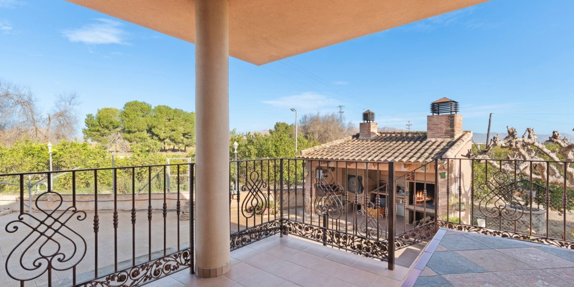 o_1ilvhg0pr44cumgee0153mp4j42