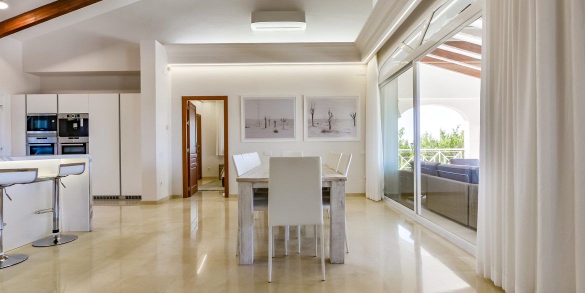 o_1imajdd6h1heoj4p1q6huq2uh45r