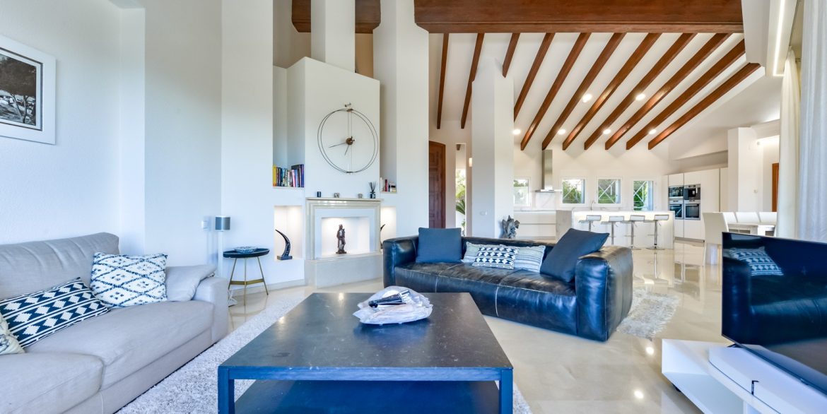 o_1imajdd6h1ib91r0v1bqt1a8i1a645n