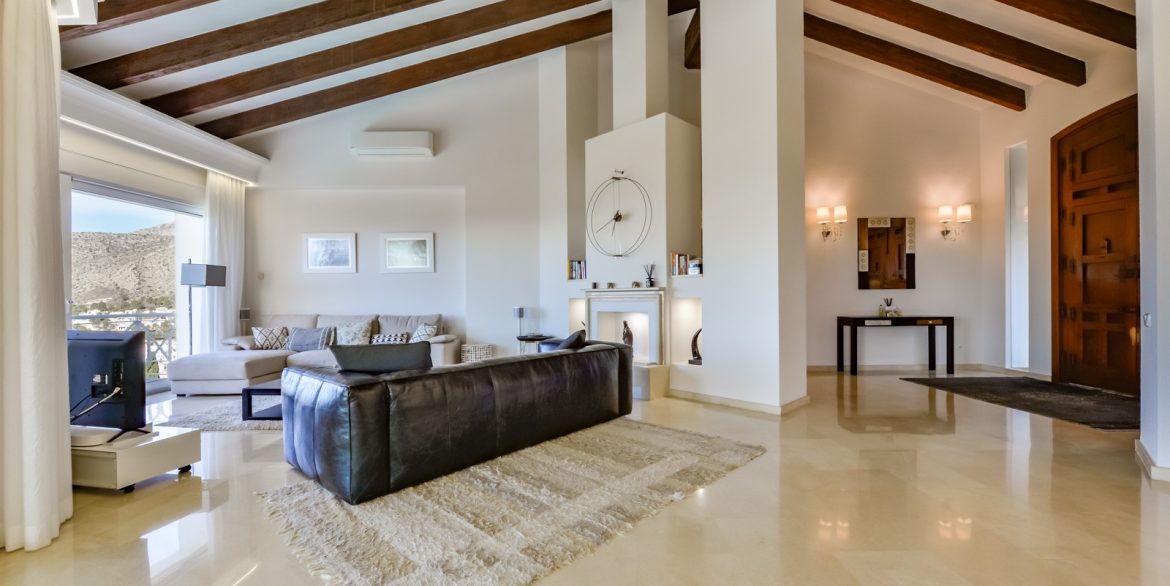 o_1imajdd6h1t461vpl192t1c4q1eav5l