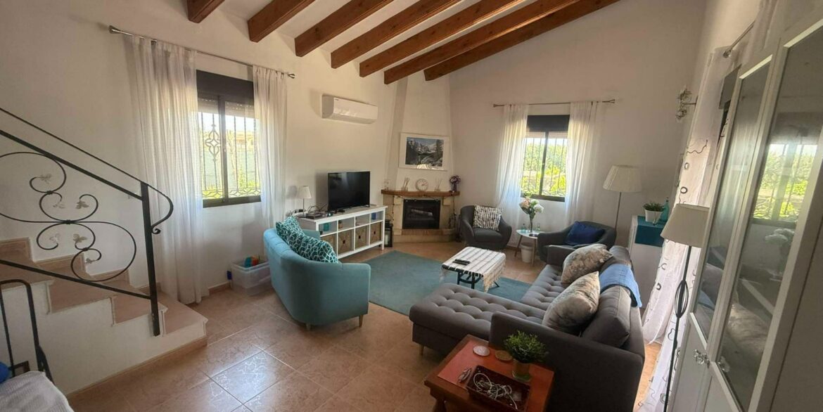 o_1ioq642sk12euj4kkhpt35s1p3b