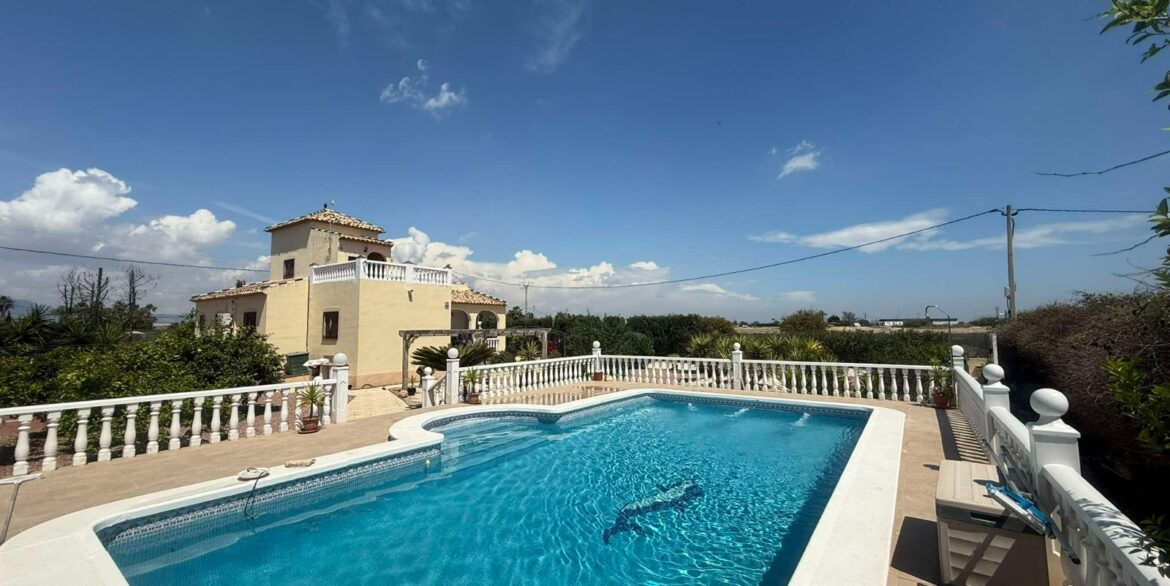 o_1ioq642sk14n1hp812dchm6ndh2o