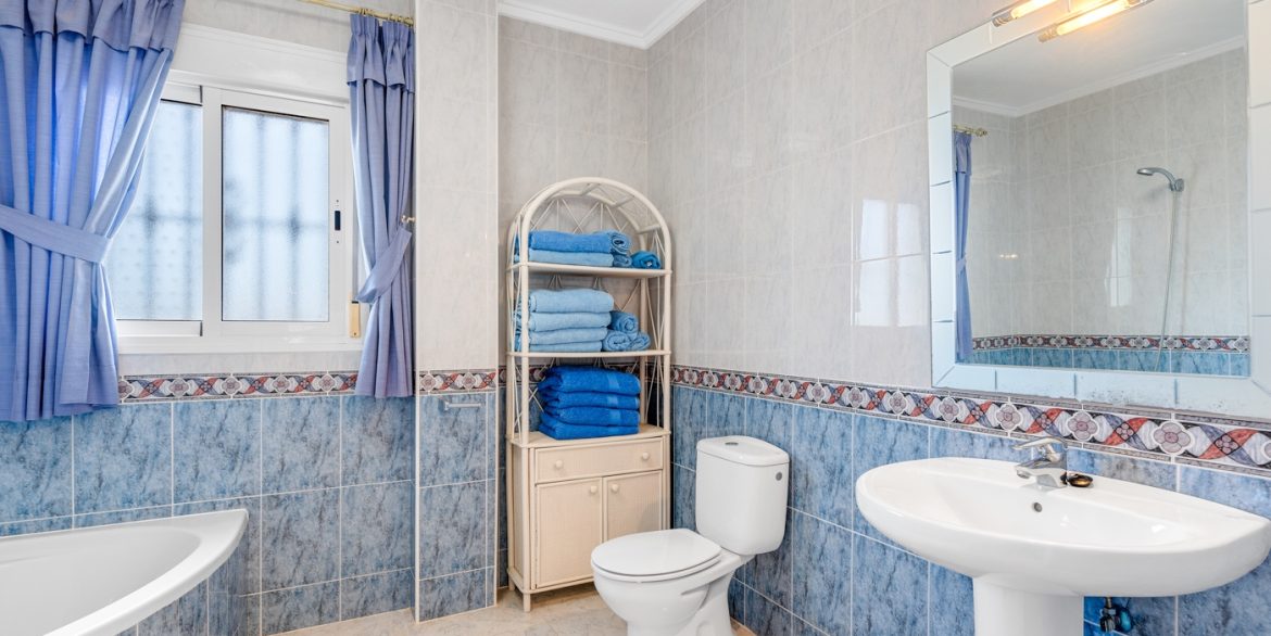 o_1ipsbd81e6s1c6q1igi1p2kgbk52