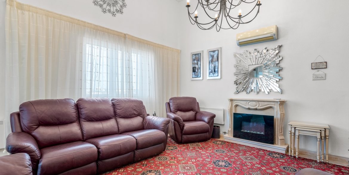 o_1ipsbd81emofdj61p7i1i9lte05s