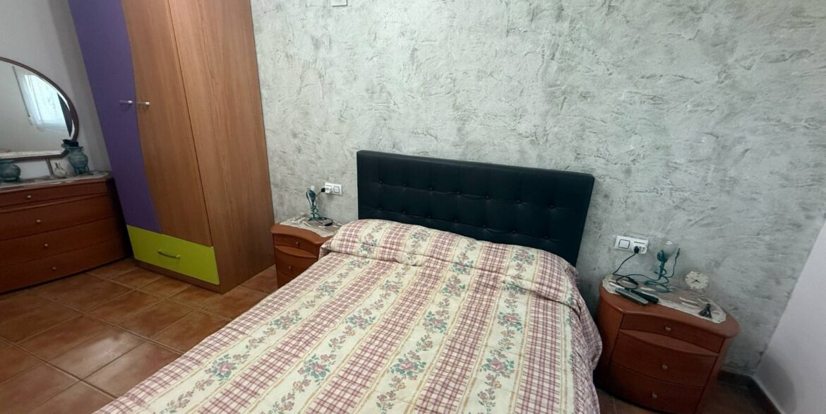 o_1iqigmian1jfj1mro1ngu1t2q1m2d28