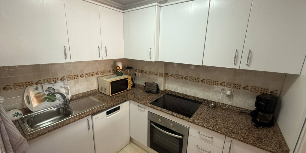 o_1iqimhsa4ntj1sgoj7uj471s1u2h