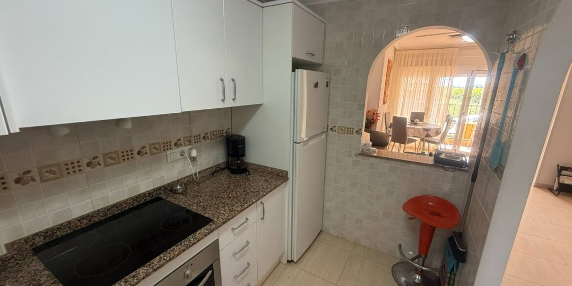 o_1iqimhsa5et11eejbre1gn1rrd2m