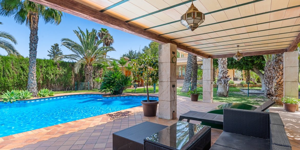 o_1iqiug8791q0k18ji9bg85h1rjc5f