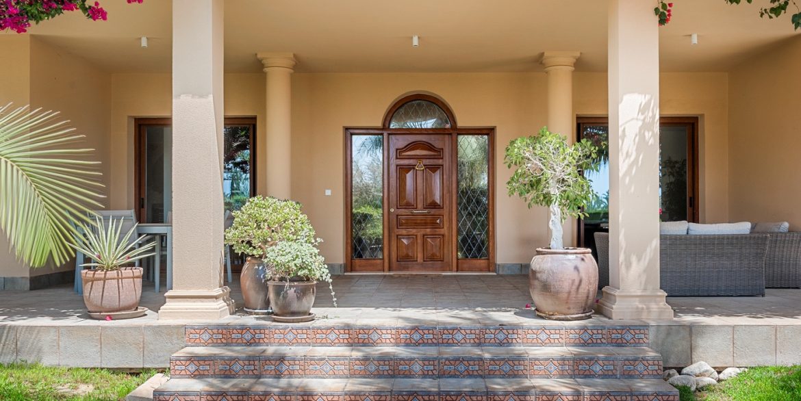 o_1iqiug879drd1k3dasu1ceg1efv56